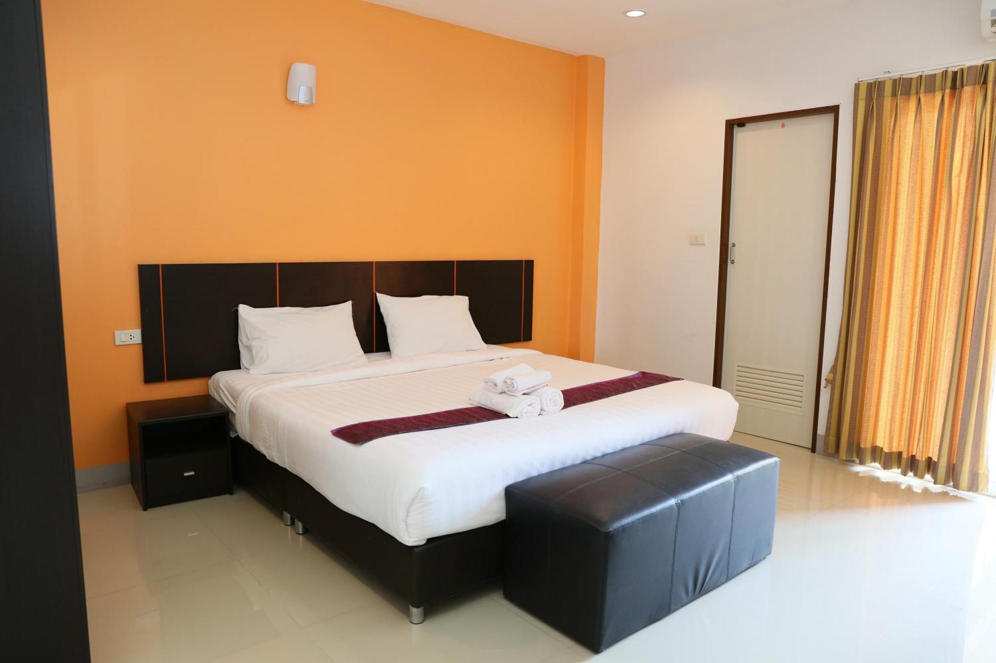 La Viva Hotel Buriram Ngoại thất bức ảnh